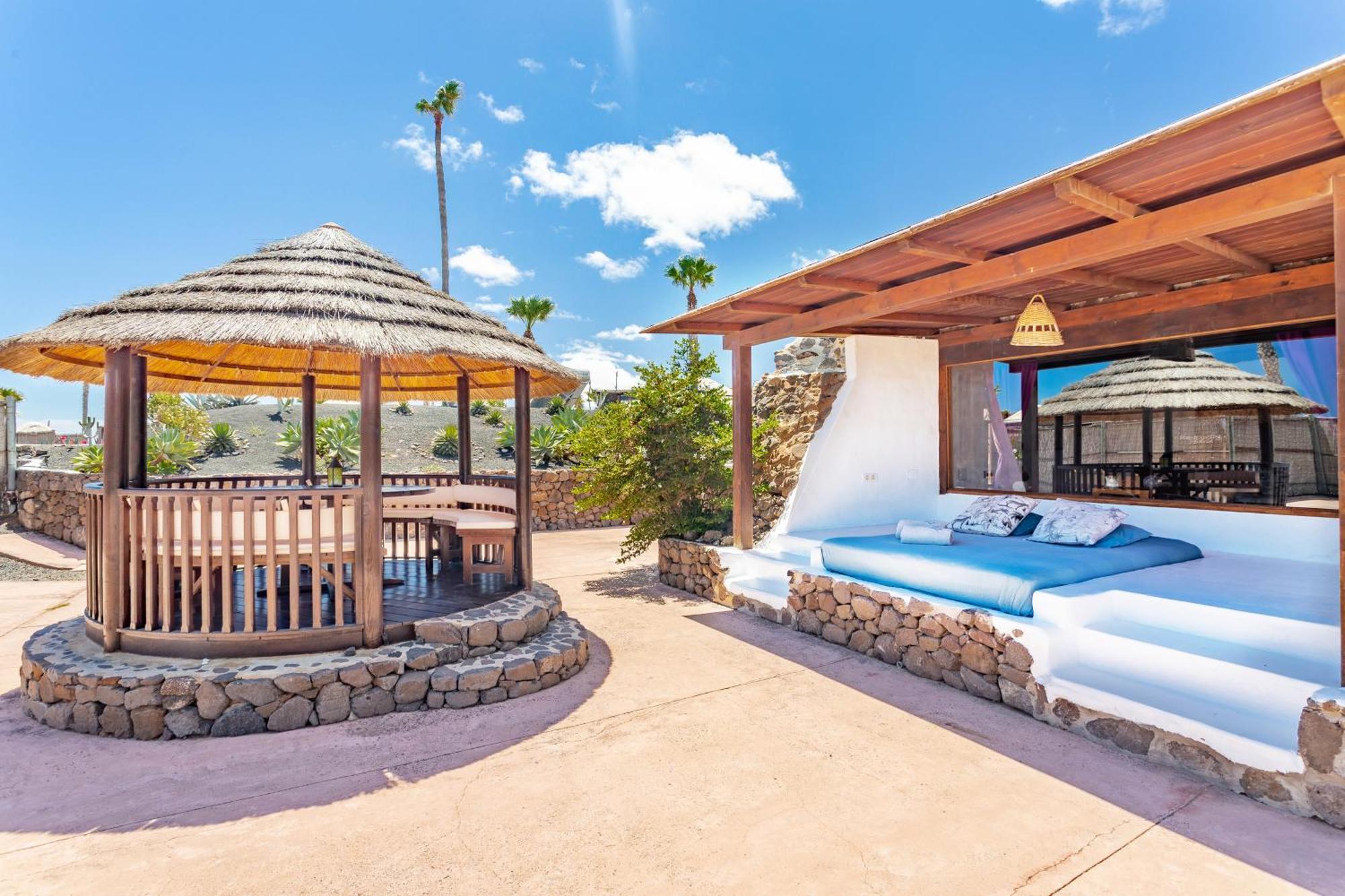 Finca De Arrieta Village - Yurts And Stone Cottages - Shared Pool - Walking Distance To Arrieta Beach - Eco Friendly Tabayesco Εξωτερικό φωτογραφία