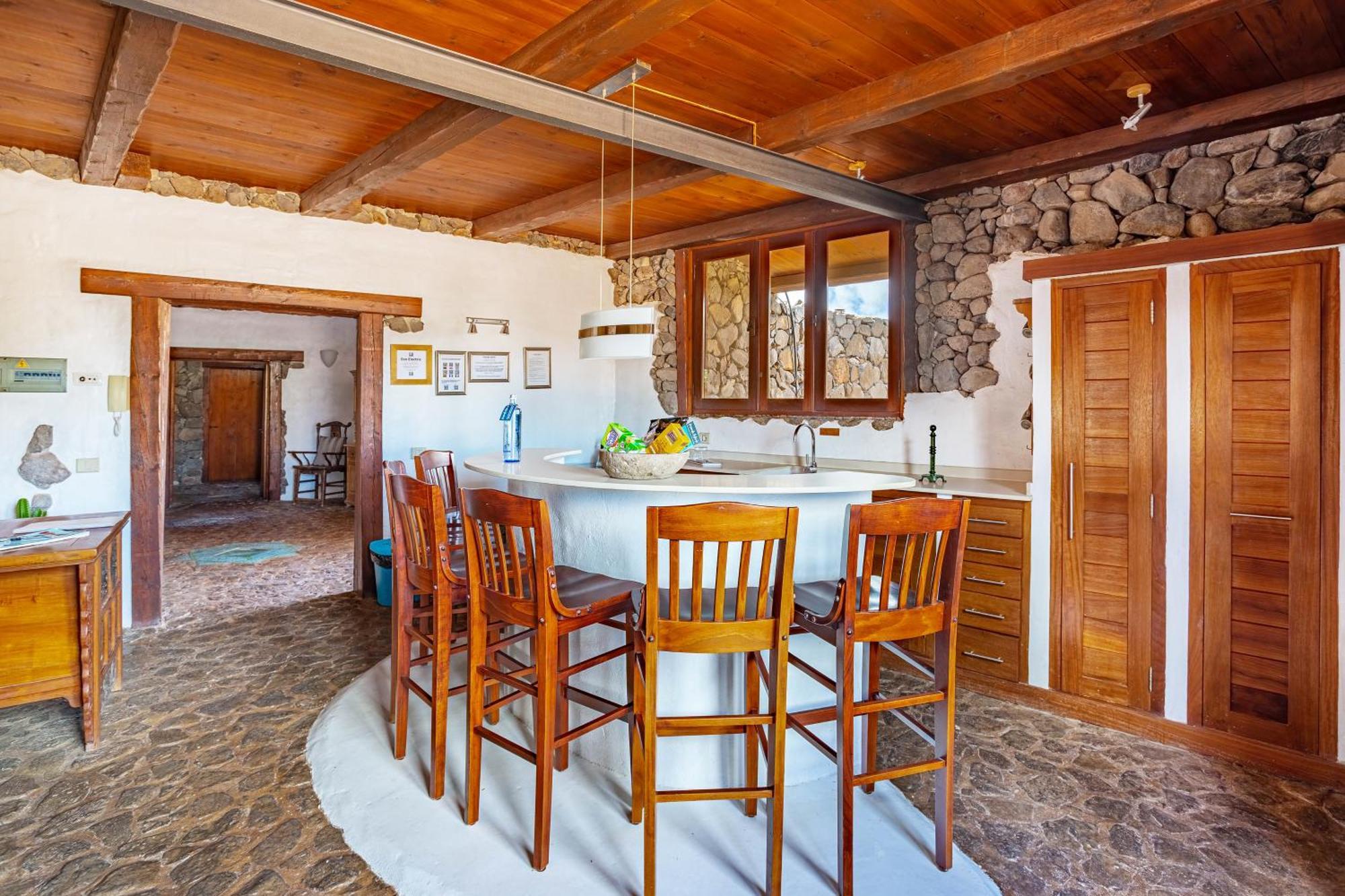 Finca De Arrieta Village - Yurts And Stone Cottages - Shared Pool - Walking Distance To Arrieta Beach - Eco Friendly Tabayesco Εξωτερικό φωτογραφία